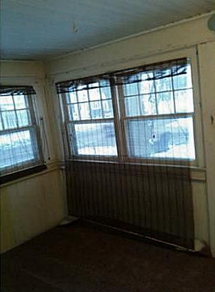 2nd image of 3001 E 8th St