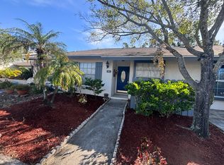 681 Rodeo Dr, Largo, FL 33771