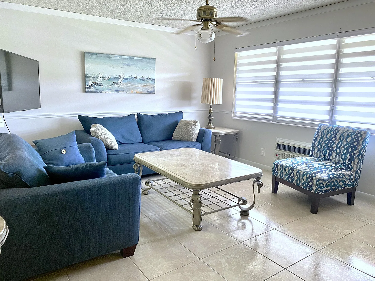1 bed, 1.5 bath, 700 sqft, $1,400 — Photo 3
