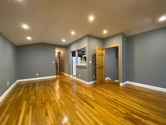 2nd image of 150-39 19th Ave Floor 2