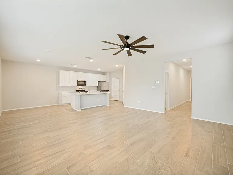 11038 Airmen Dr — Photo 11