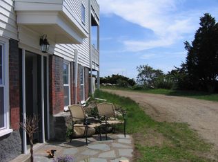 11 Great Boars Head Ave, Hampton, NH 03842