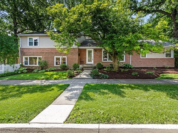 847 N La Grange Rd, La Grange Park, IL 60526