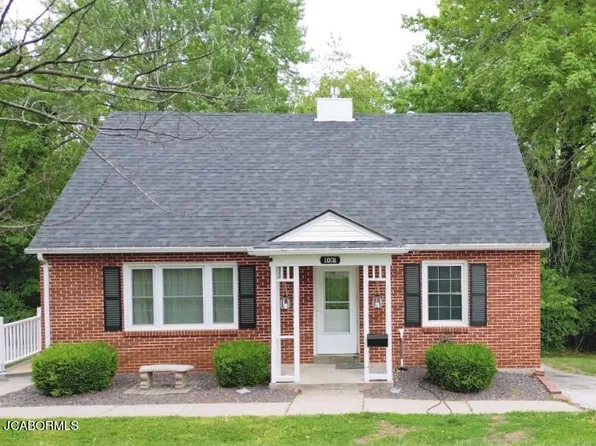 1018 Laurel Dr, Jefferson City, MO 65109