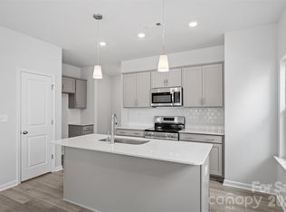 5831 Tuckaseegee Rd #10, Charlotte, NC 28208