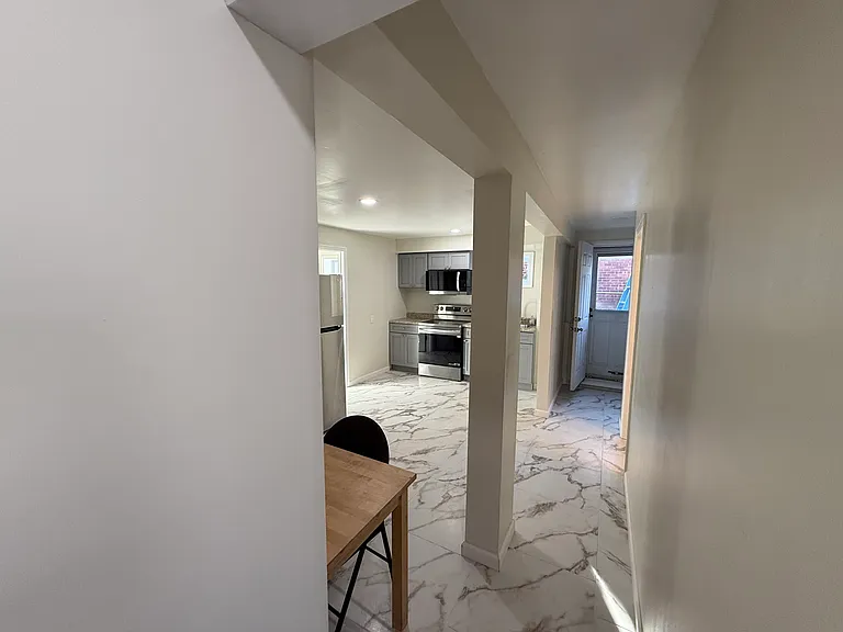 Andrews Ln — Photo 8