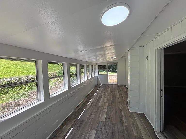 66 Veterans Dr — Photo 18