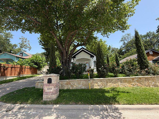 1st image of 2211 Irion Ave