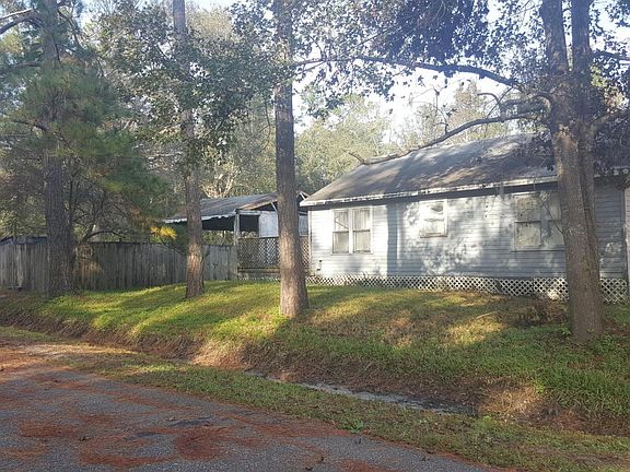 4th image of 10919 Iowa Ave