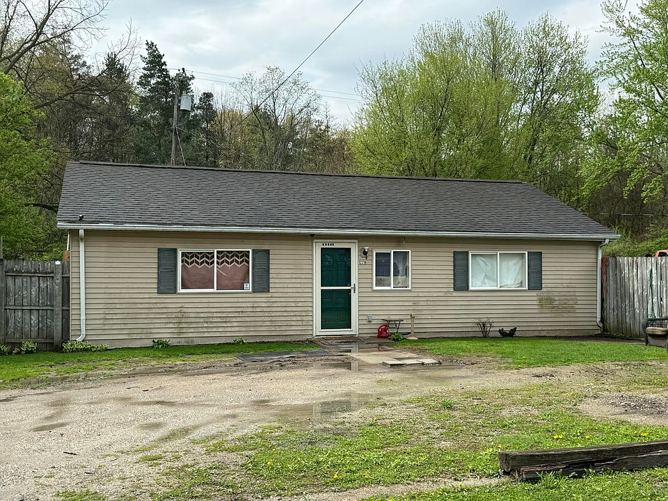 2nd image of 12723 Ostrander Rd