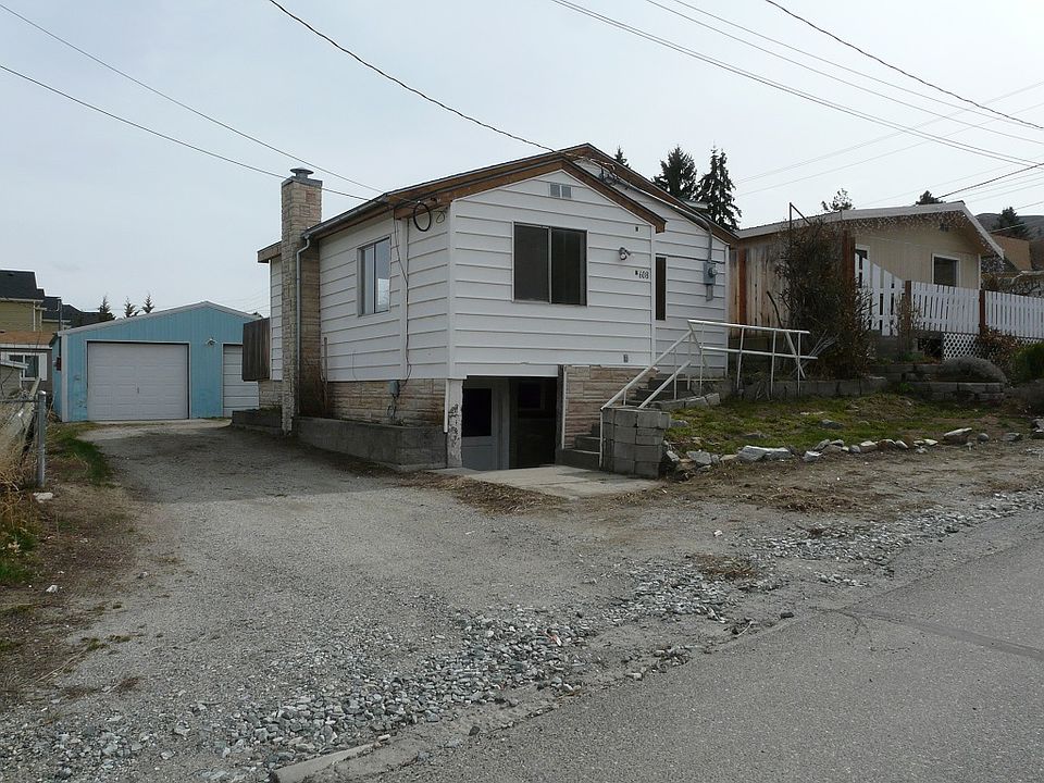 Front view from road