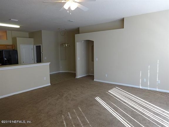 3rd image of 1586 Dunns Lake Dr E