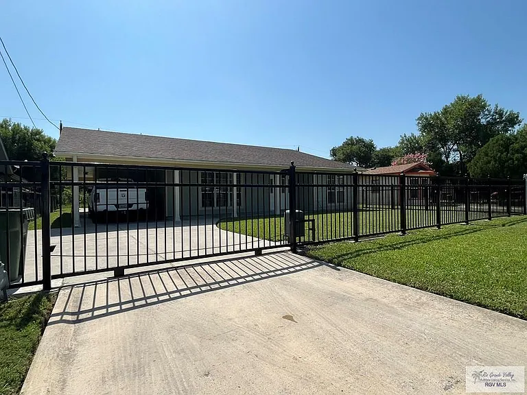 1184 Milam Ave — Photo 25