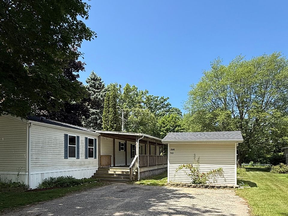 1st image of 2848 N Lakeshore Dr #503
