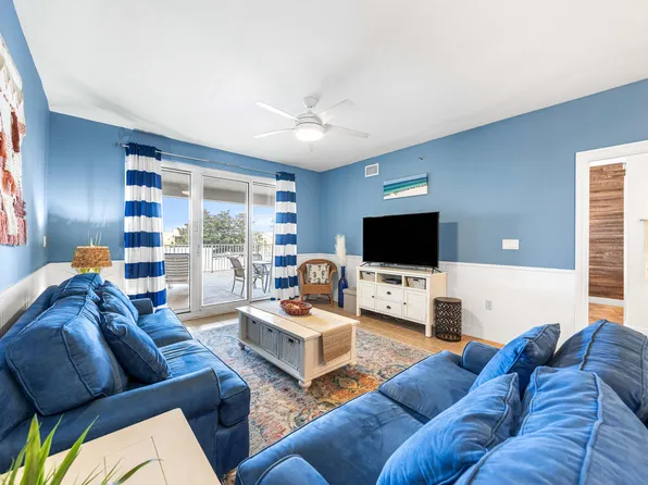 122 Seascape Dr Unit 208, Miramar Beach, FL 32550