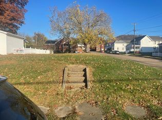 1912 Center St, Moundsville, WV 26041