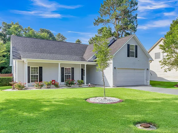 403 Barreling Ct, Moncks Corner, SC 29461