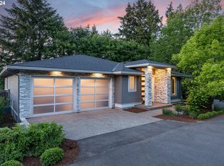 893 Cedar St, Lake Oswego, OR 97034