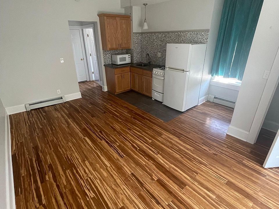 1st image of 77 Johnson Park #7