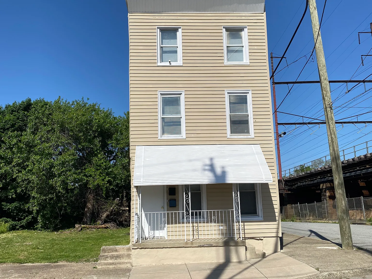 1 bed, 800 sqft, $1,000 — Photo 1