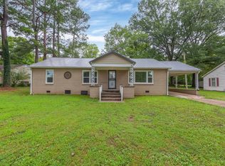 609 Chester Levee Rd, Jackson, TN 38301