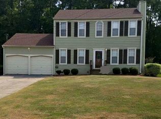 3195 Pawnee Dr, Rex, GA 30273