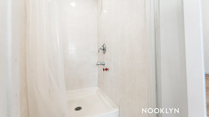 Rented by Nooklyn NYC LLC | media 5