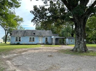 2513 W Commercial St, Ozark, AR 72949