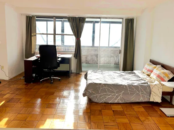 9 Hawthorne Pl APT 5K, Boston, MA 02114