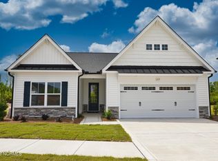 219 2nd St, Hampstead, NC 28443