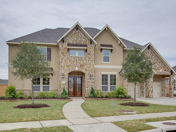 2nd image of 11411 Lazarro Ln