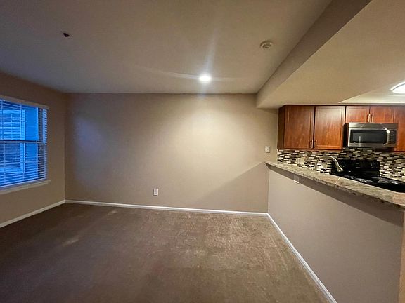 4th image of 4250 S Olive St #7315