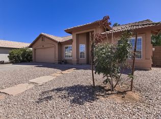 1311 S Crossbow Pl, Chandler, AZ 85286