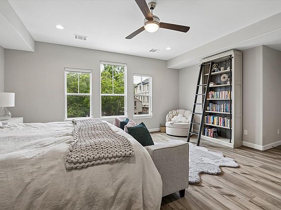 4th image of 4283 Childress St