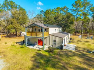 134 Gertie Ln, Cordesville, SC 29434