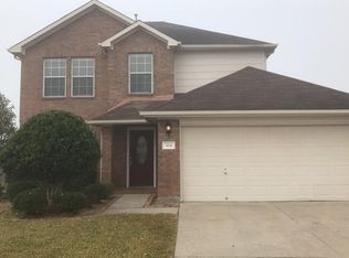 304 Green Isle Ave, Dickinson, TX 77539