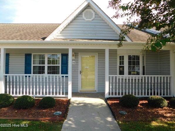 1702 Courtyard E