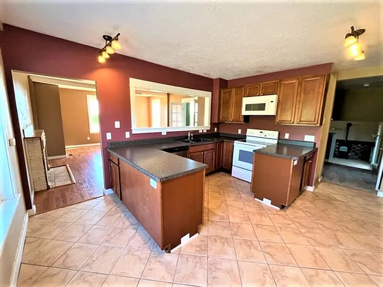 6680 NW Bony Rd — Photo 6