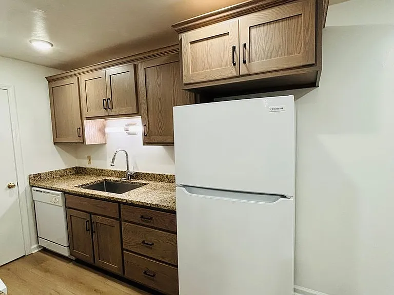 927AB - 410 Houston St. - DM — Photo 65