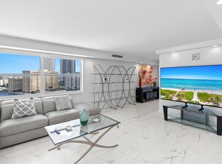 121 Golden Isles Dr, Hallandale, FL 33009