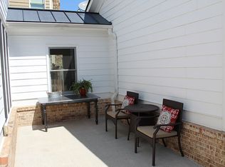 4073 Hill House Rd SW, Smyrna, GA 30082