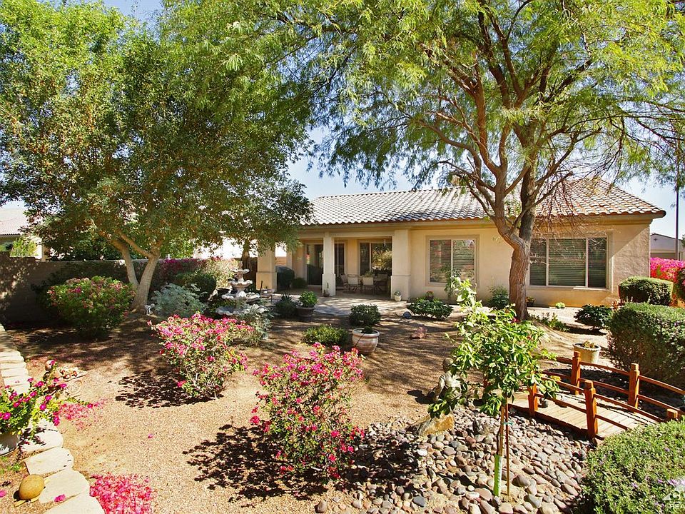 1st image of 40247 Calle Loma Entrada