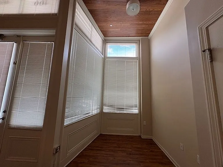 Lofts at Poplar Pointe — Photo 18
