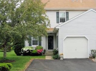 815 Sand Wedge Ct, Warrington, PA 18976