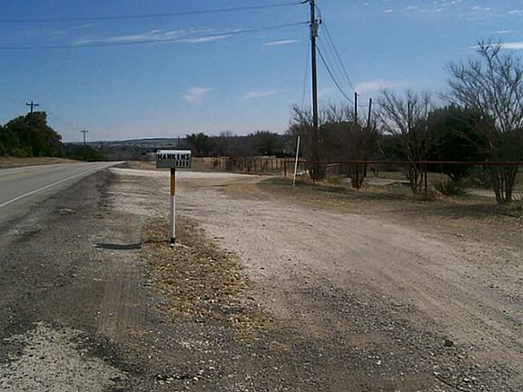 3rd image of 8009 Cleburne Hwy