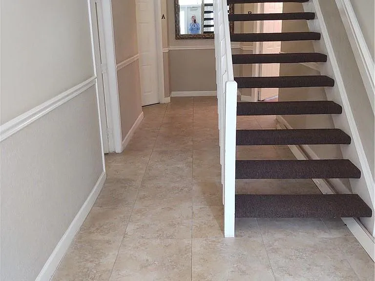 5801 Coach House Cir #B — Photo 5