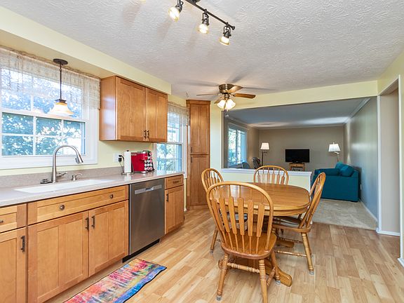 5th image of 1318 Dogwood Ct
