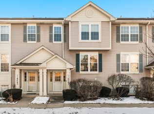11S481 Rachael Ct, Willowbrook, IL 60527