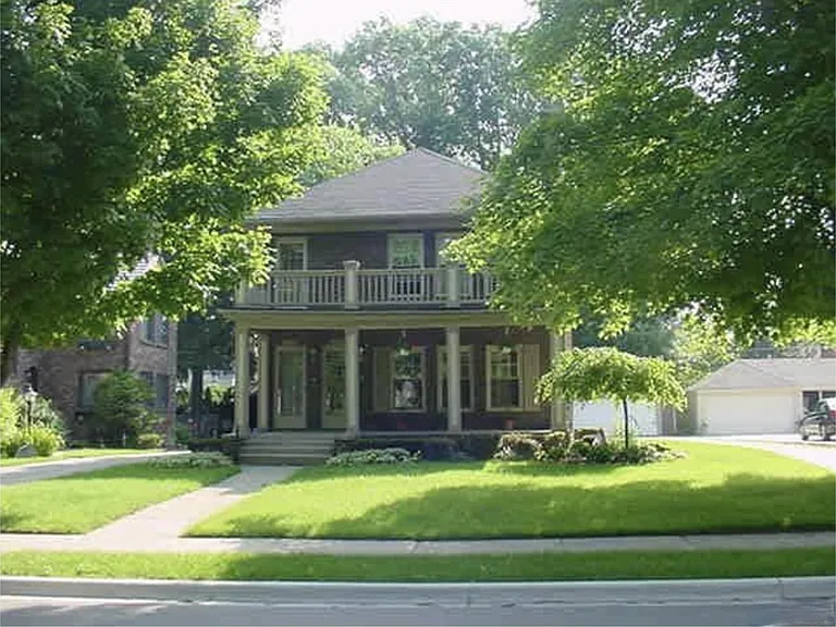 636 Neff Rd — Photo 1