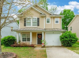 523 Tribune Dr, Charlotte, NC 28214